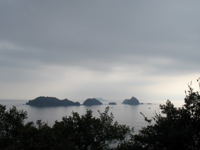 松島にも劣らじ