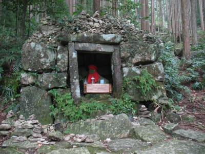 馬越峠夜泣き地蔵