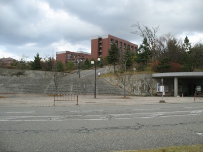 バス停・金沢大学中央